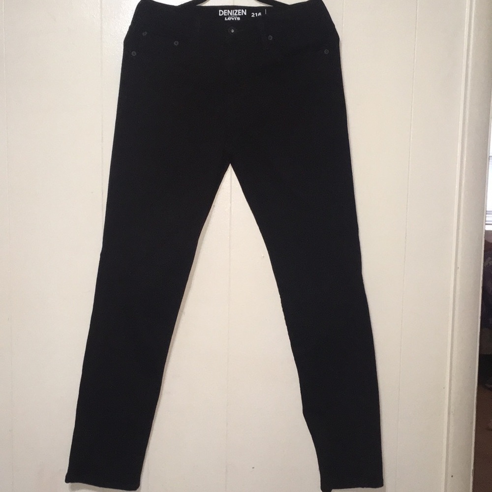 Black Jeans